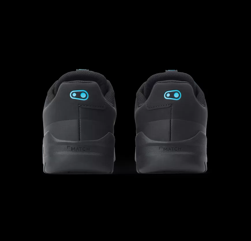 mallet_enduro_lace_clipin_shoes__blackblue_5.webp Mallet | Mallet E Clip-in*Crankbrothers Mallet Enduro Lace Clip-In Shoes - Black/Blue