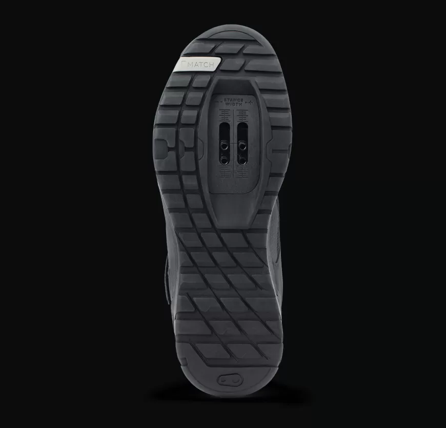 mallet_enduro_speed_lace_clipin_shoes__blacksilver_4.webp Mallet | Mallet E Clip-in*Crankbrothers Mallet Enduro Speed Lace Clip-In Shoes - Black/Silver