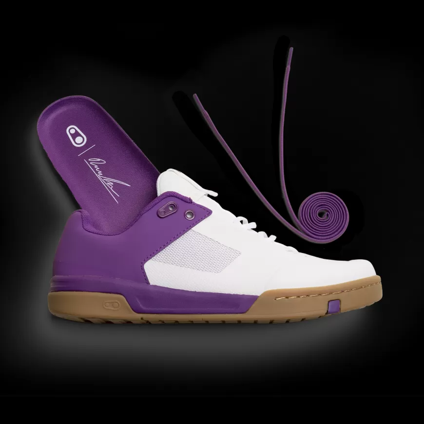 stamp_lace_flat_shoes__bernard_kerr_edition_7.webp Stamp | Stamp Flat*Crankbrothers Stamp Lace Flat Shoes - Bernard Kerr Edition White/Purple/Gum
