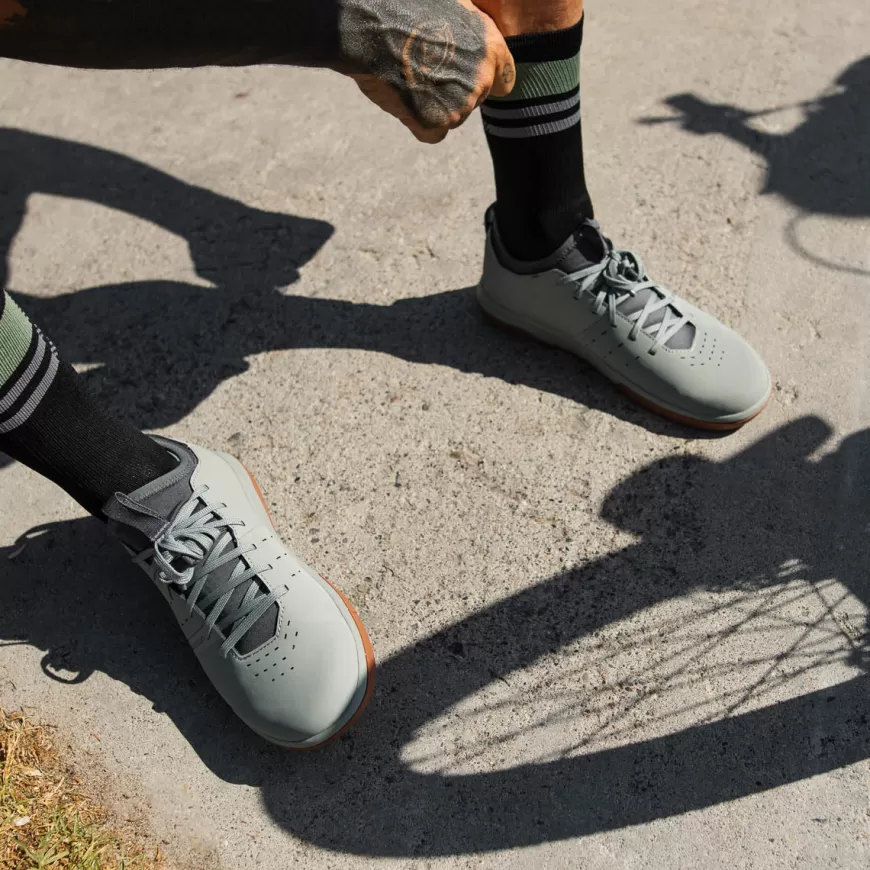 stamp_street_fabio_flat_shoes__sagegum_6.webp Stamp Street Fabio Flat*Crankbrothers Stamp Street Fabio Flat Shoes - Sage/Gum